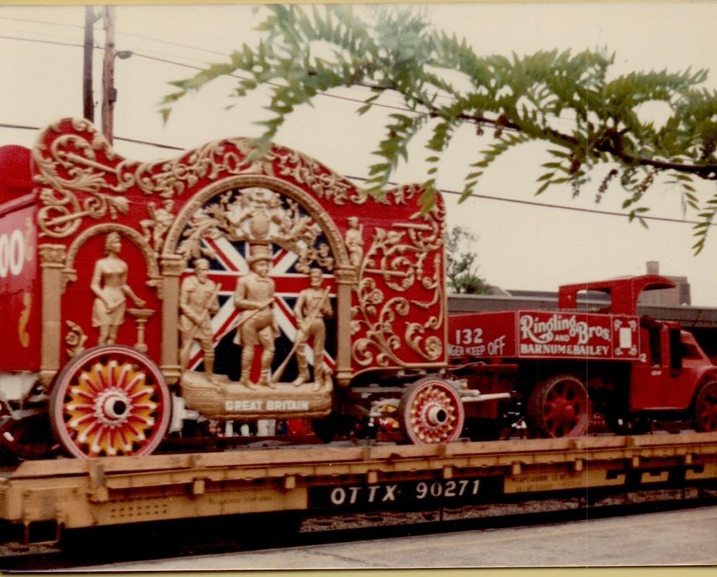 Circus Train Thru Park Ridge 1981-8