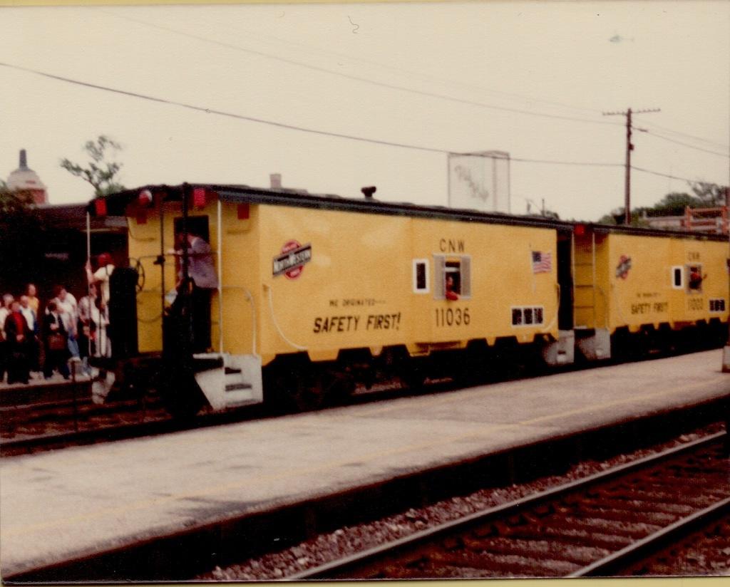 Circus Train Thru Park Ridge 1982-10