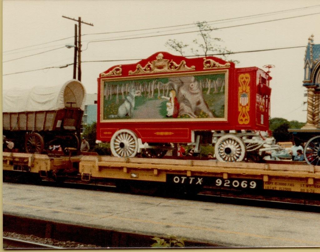 Circus Train Thru Park Ridge 1982-5