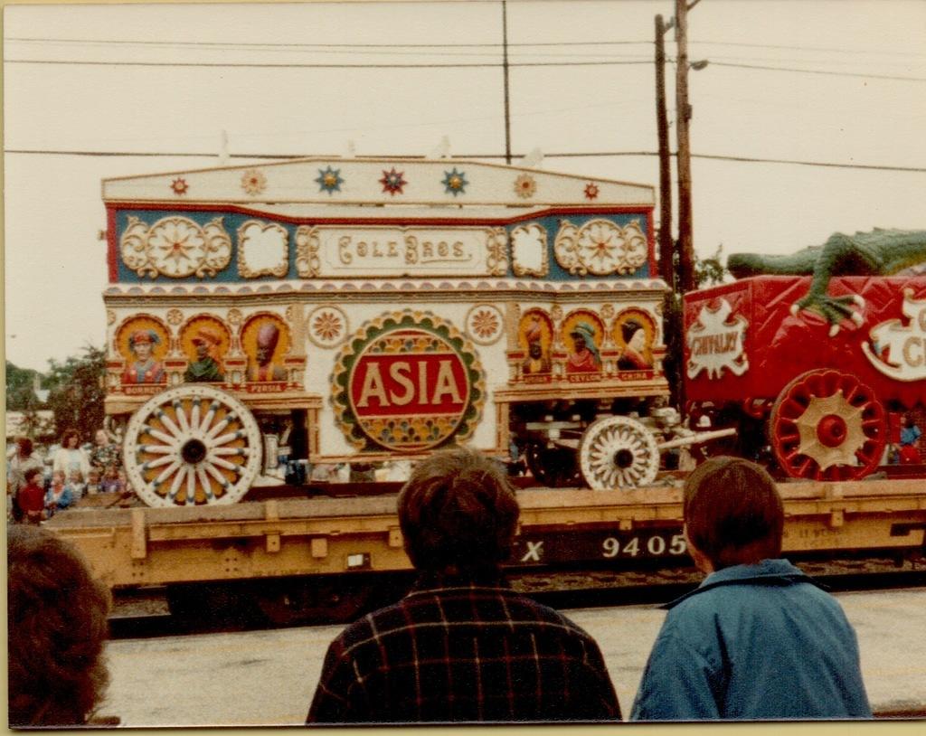 Circus Train Thru Park Ridge 1982-8