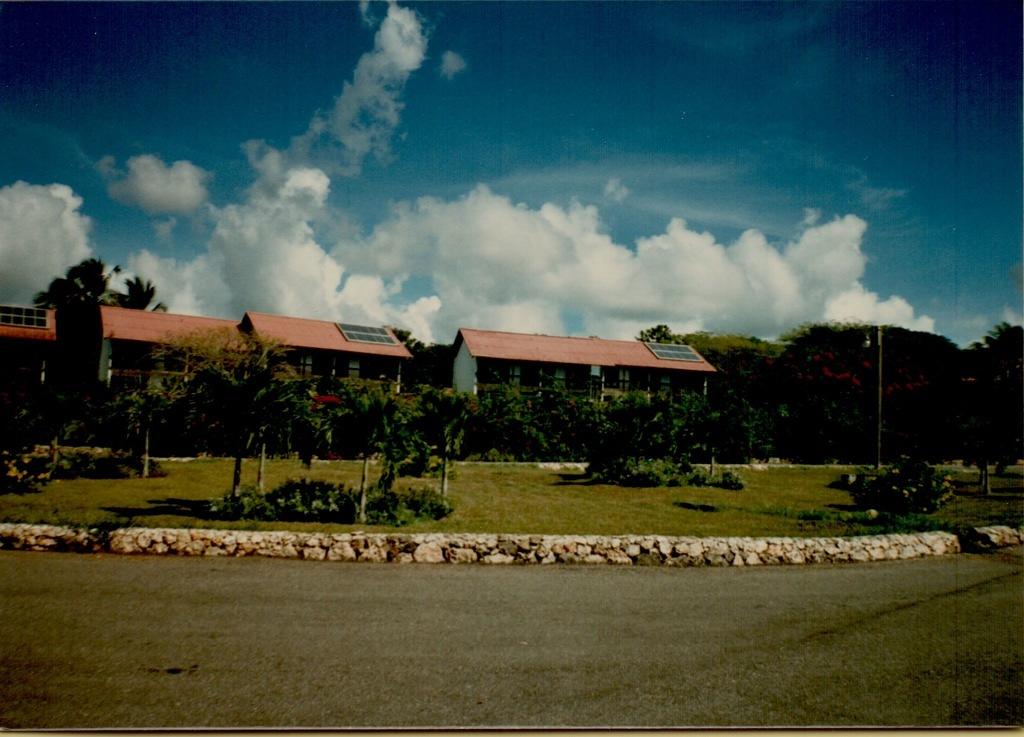 DBMS Trip to Casa de Campo 1988-65