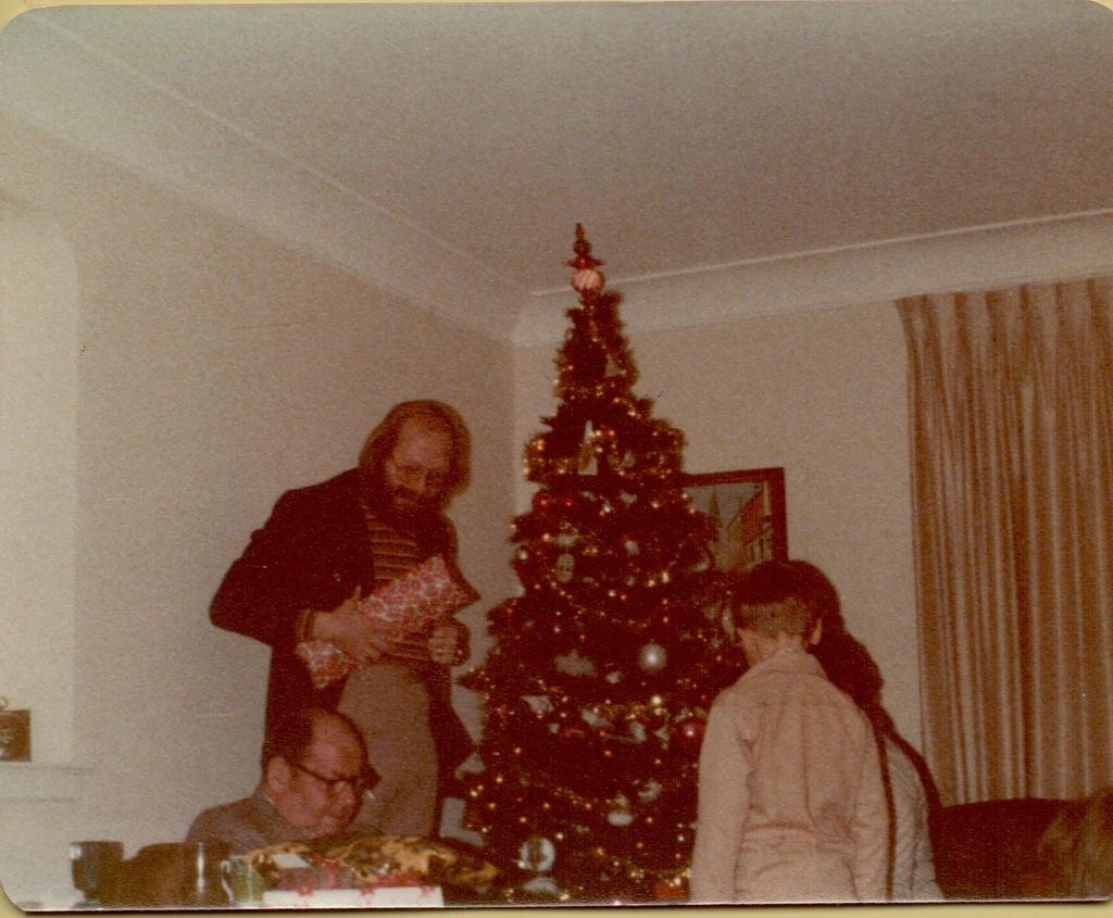 Grace Street Christmas 1977-2