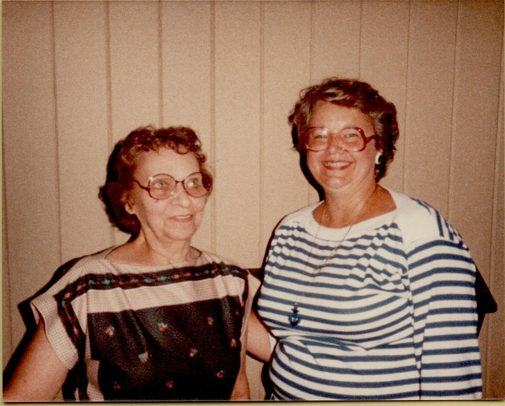 Wilma Baxter & Karen Baxter Musa Houston Vacation 1982