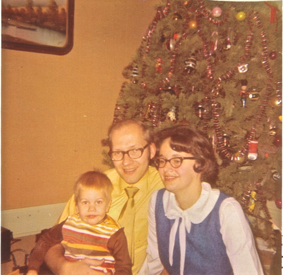 Jeffre, Bob & Karen Musa Christmas 1969