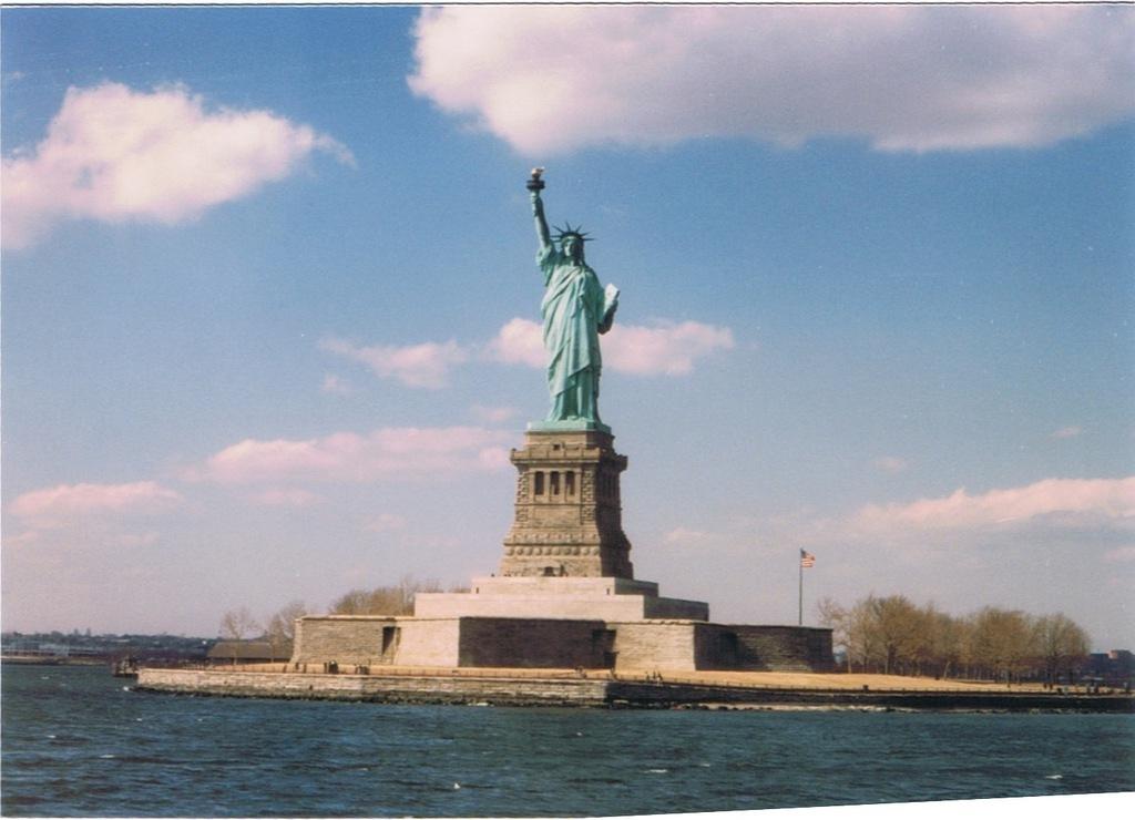 Liberty Island Karen's NY City Trip 1992