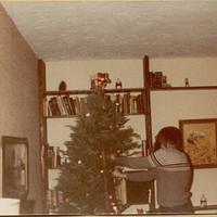 Elm Street Christmas 1976-20