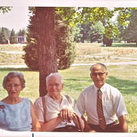 Eva & Andy Gedde w/ Edward Baxter